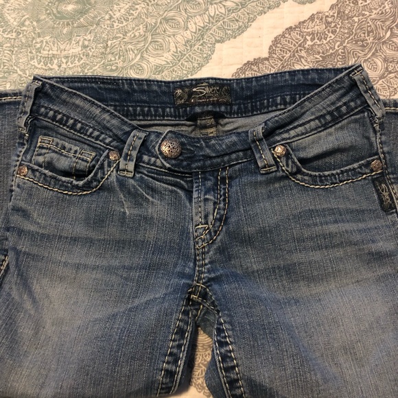 Silver Jeans Capri Jeans - Picture 3 of 6